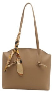 17 Beige